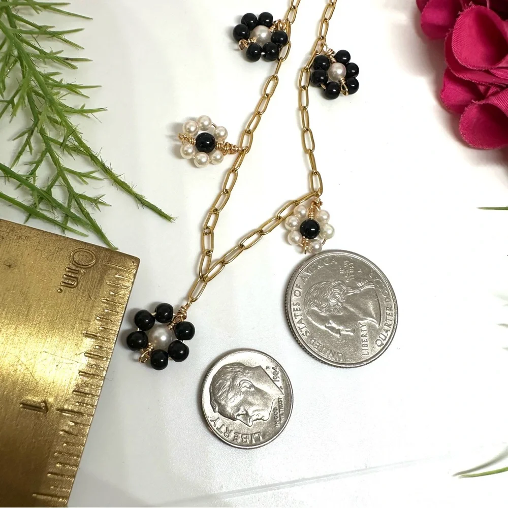 ⚜️Onyx & Freshwater Pearl Flower Charm Necklace